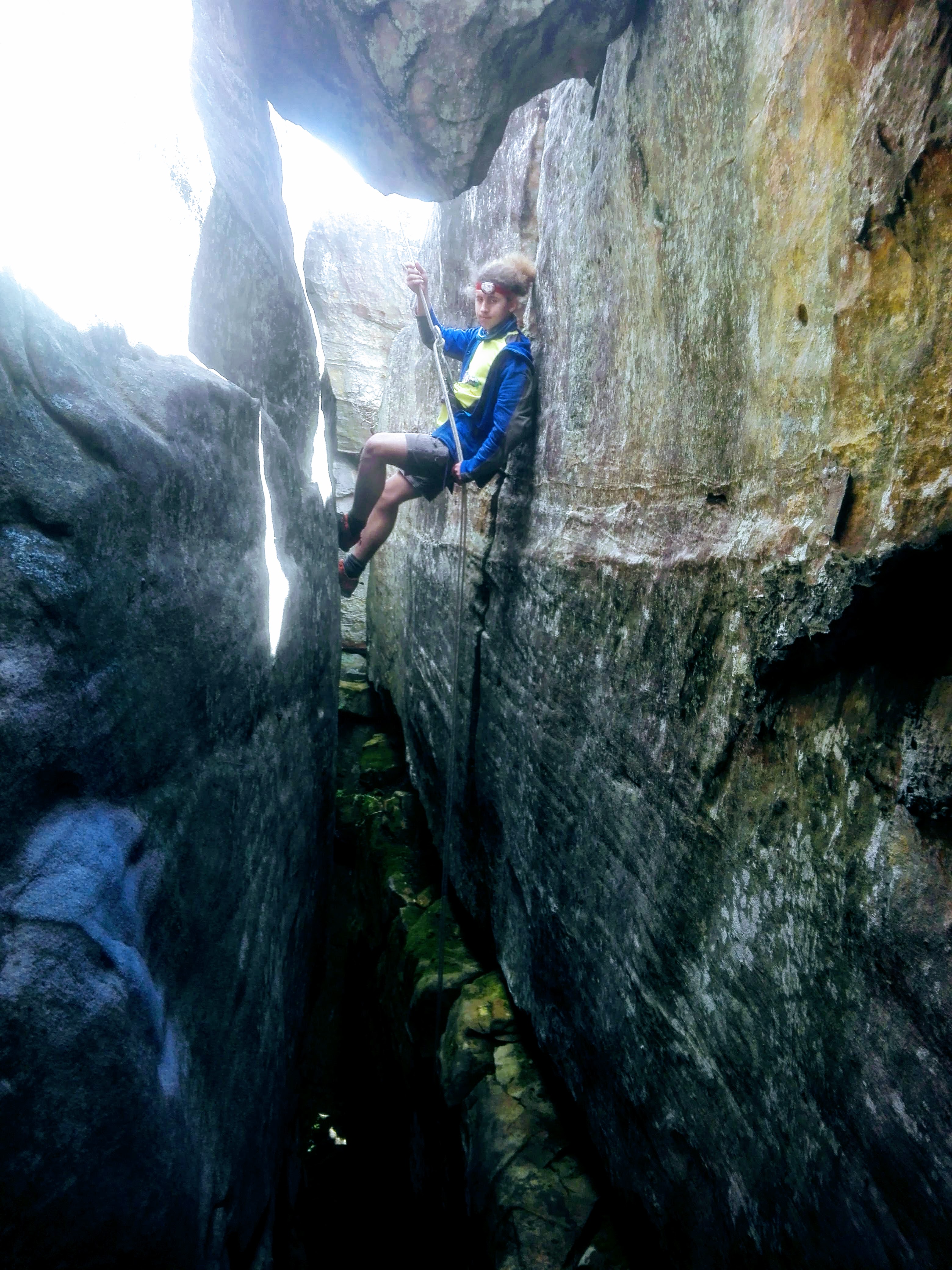 Haelkop Cracks Cave photos