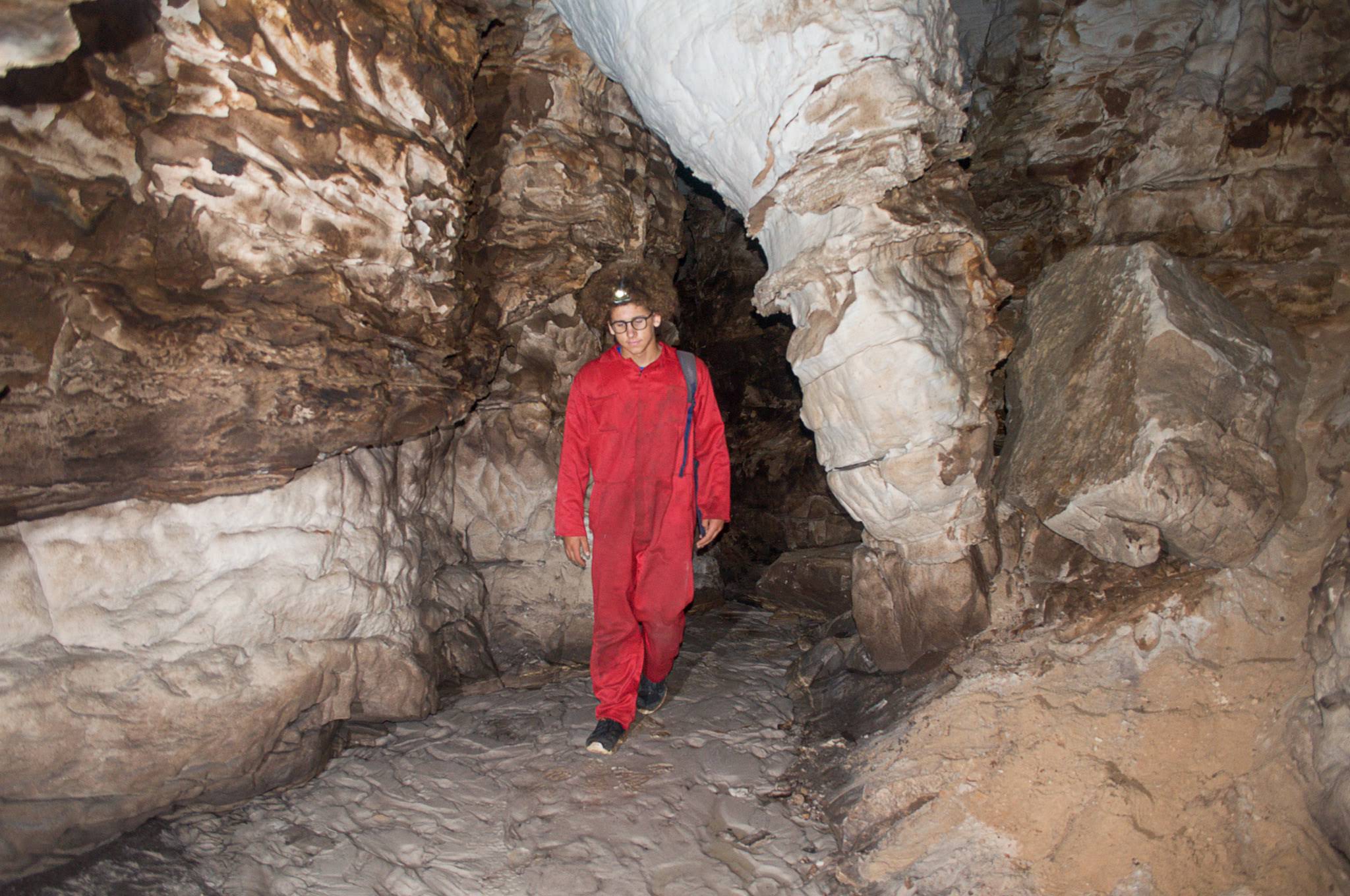 Ronans Well Cave near dog leg pass[Photo][20181202]