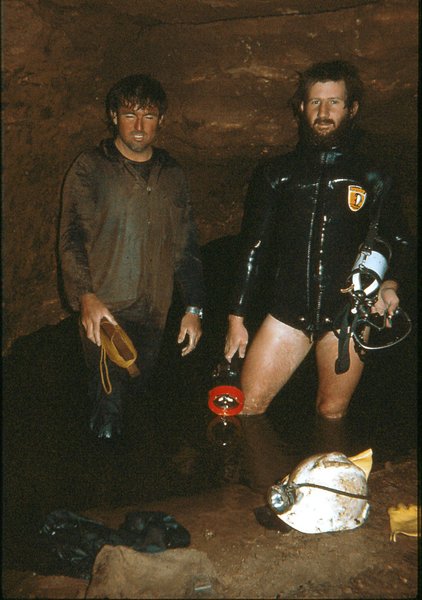 Charles and Apple   Onmeetbare