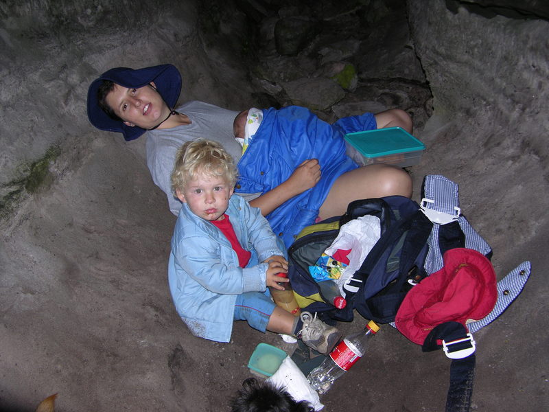 Euan Nadine Reece White Dome Grotto DSCN3196