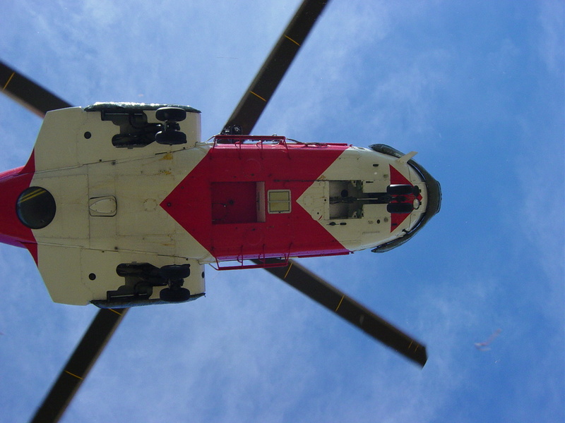 Oryx hoisting practice at Ysterplaat 00360