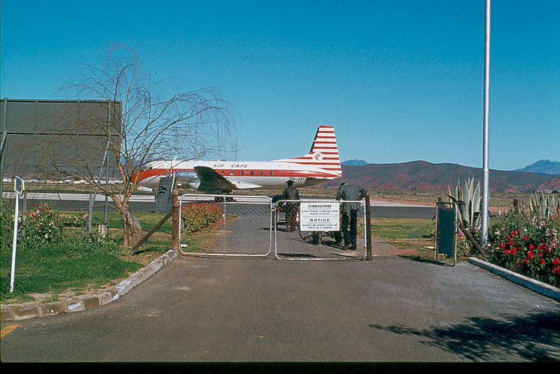 Oudtshoorn Airport August 1978