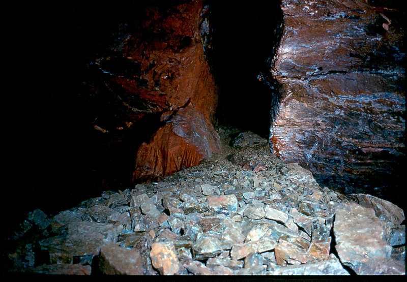 intrusive Dyke Cango 3 September 1978