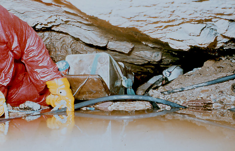 Cango stream passage Easter 1980