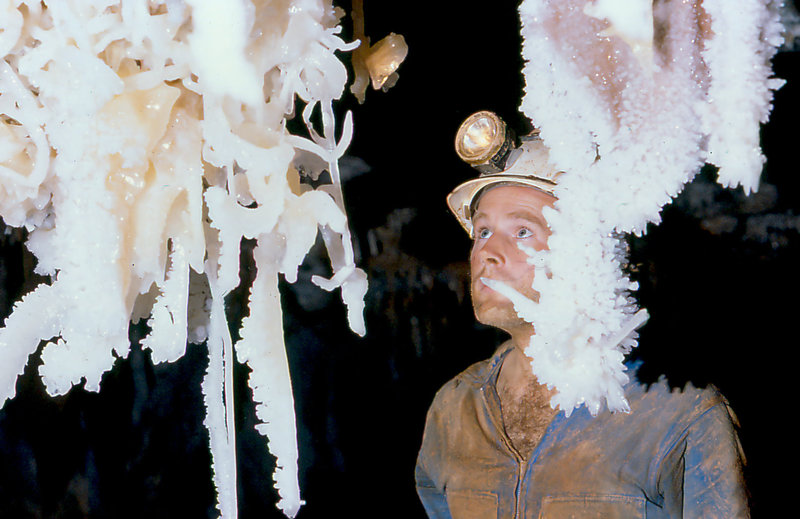 Lee Hall The Canyon Aladin's overhang Cango 3 Easter 1980