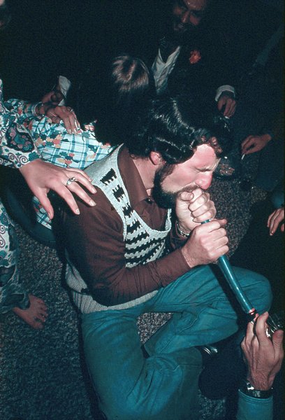 Clive Martin suckin Gaga gas