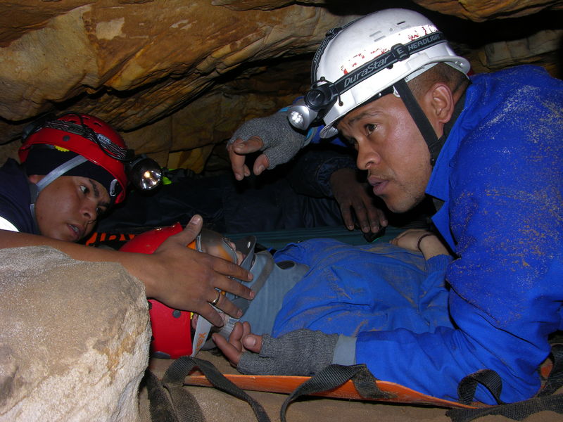 Clovelly Cave log roll 5214