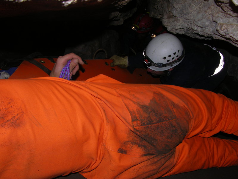 Clovelly Cave rescue practice in progress DSCN5236