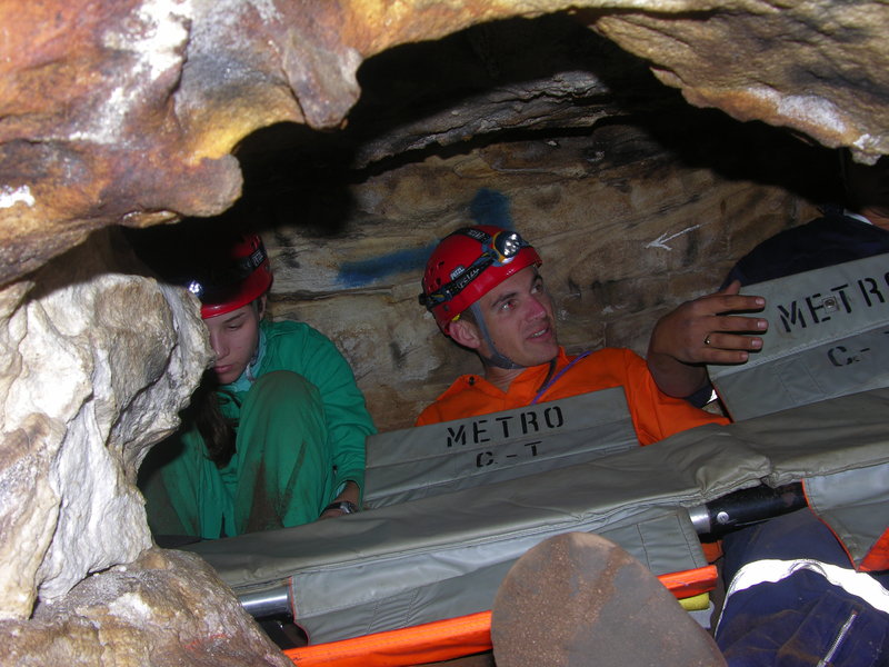 Clovelly Cave rescue practice in progress DSCN5259