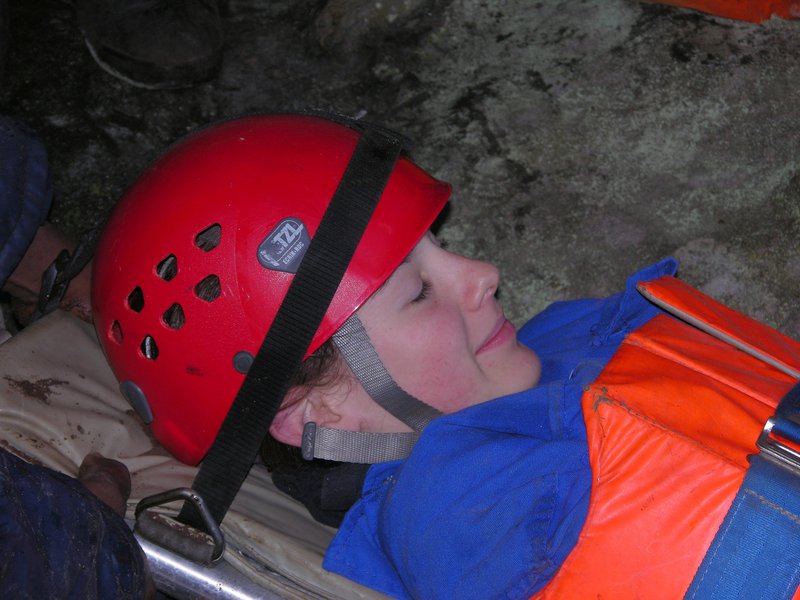 Clovelly Cave rescue practice in progress DSCN5289