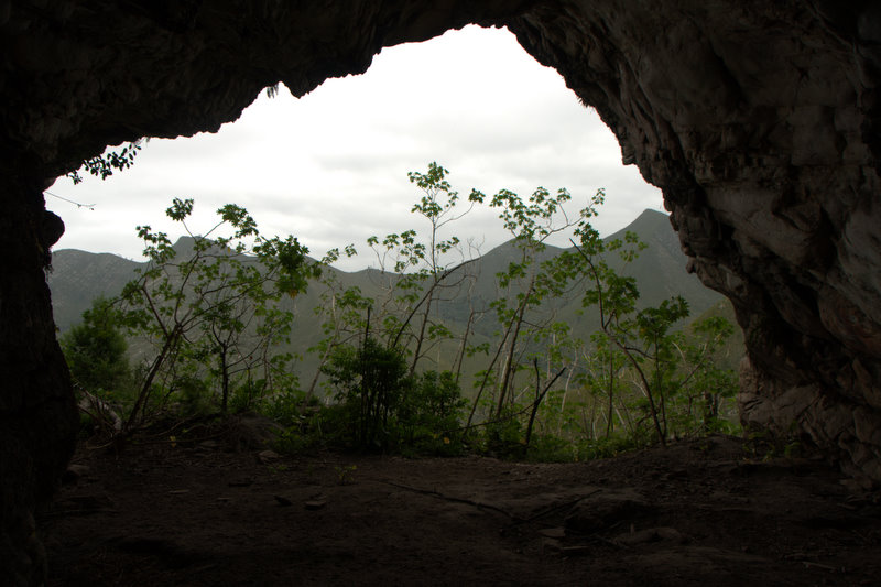 Whitchers Cave entrance DSC 6783